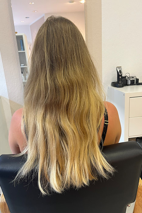 Von grüngelb auf Balayage vorher